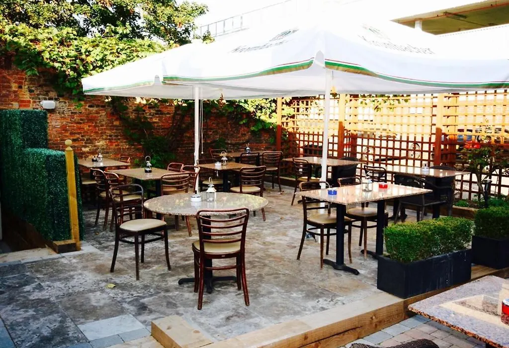 Colchester Boutique Hotel-1